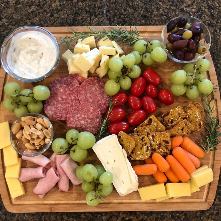 simple-family-friendly-charcuterie-board-get-on-my-plate-casey-rooney