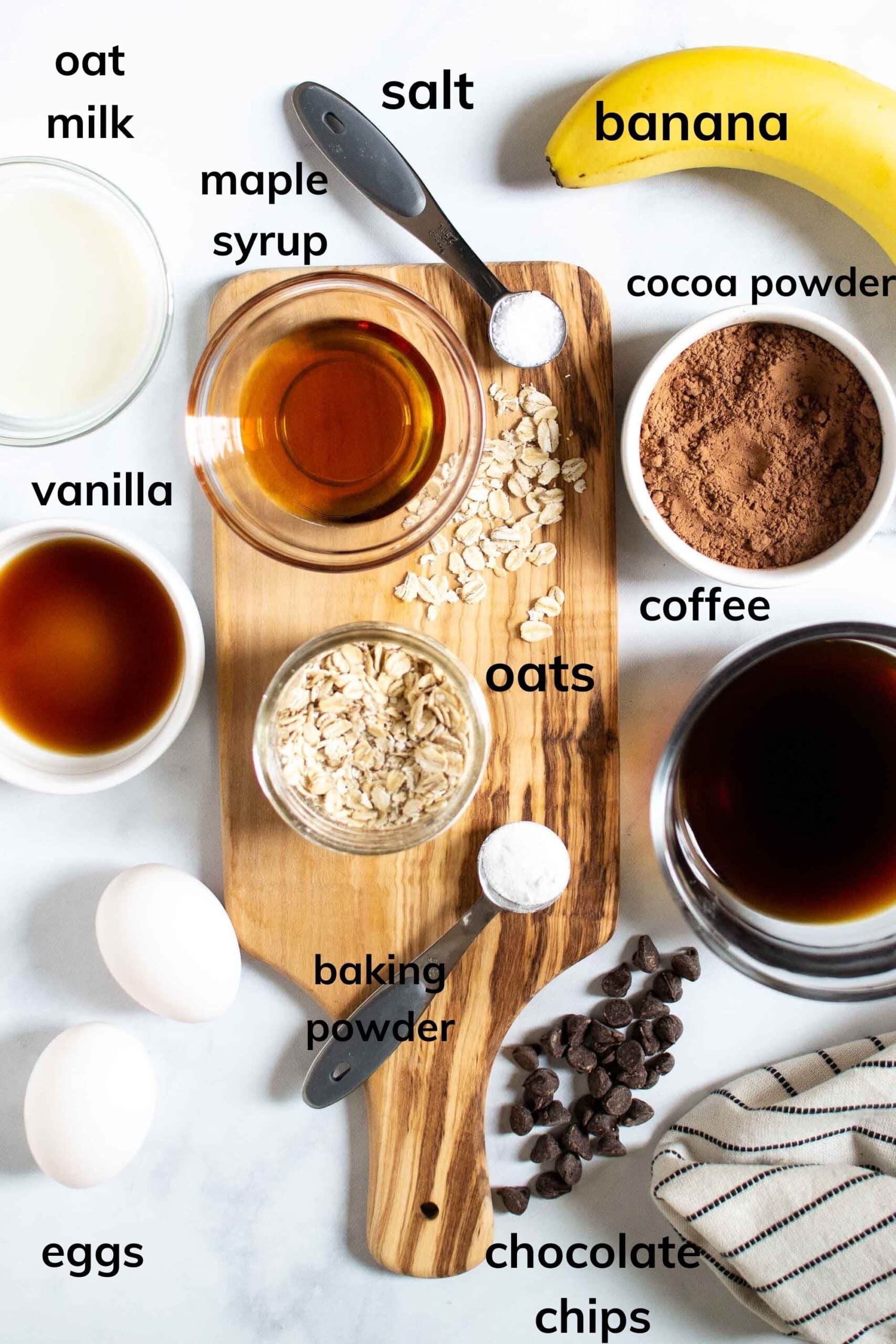 Ingredients to make Chocolate Baked Oats 