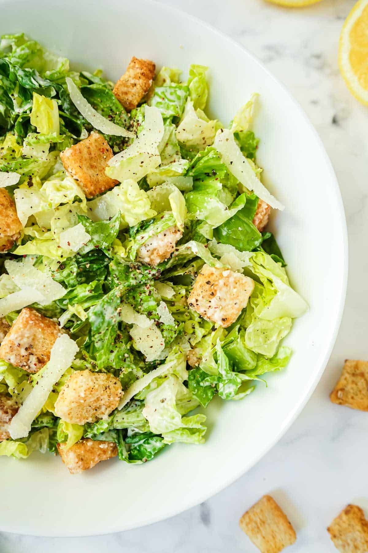 kulhydrat Isolere Boghandel Easy Caesar Salad Without Anchovies | Get On My Plate