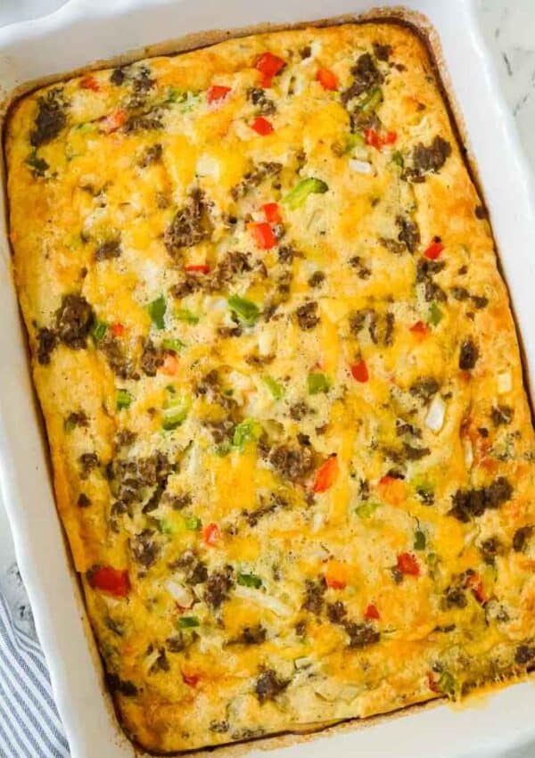 Easy Bisquick Breakfast Casserole with Sausage