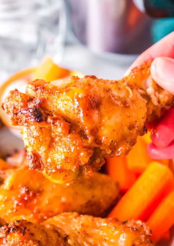 Crispy Air Fryer Chicken Wings {with cornstarch}