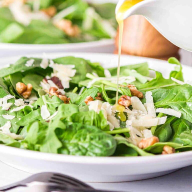 Spinach and Arugula Salad with Lemon Vinaigrette